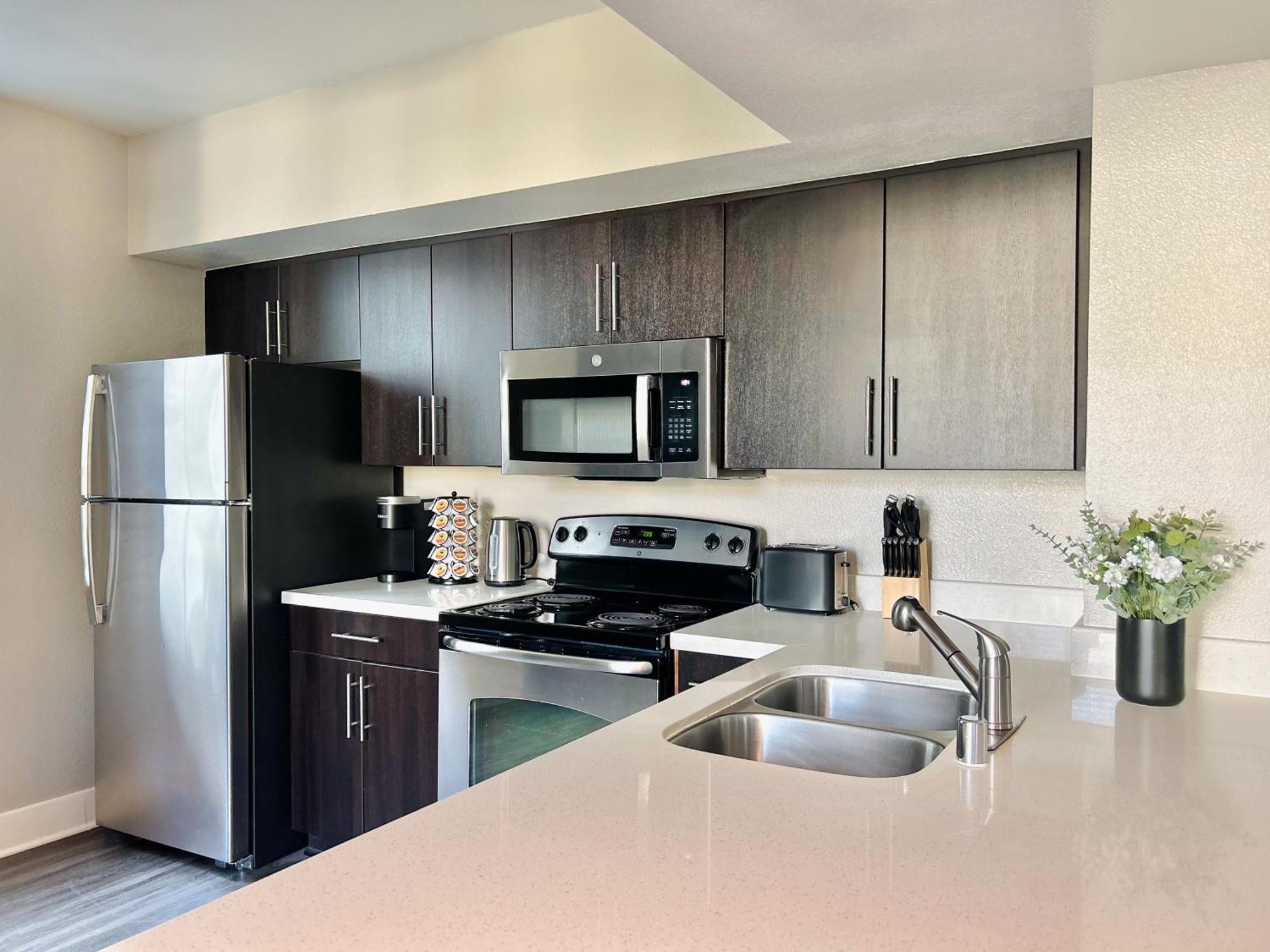 2Bd 2Ba Santa Monica Apartment With Relaxing Pool View Los Angeles Dış mekan fotoğraf