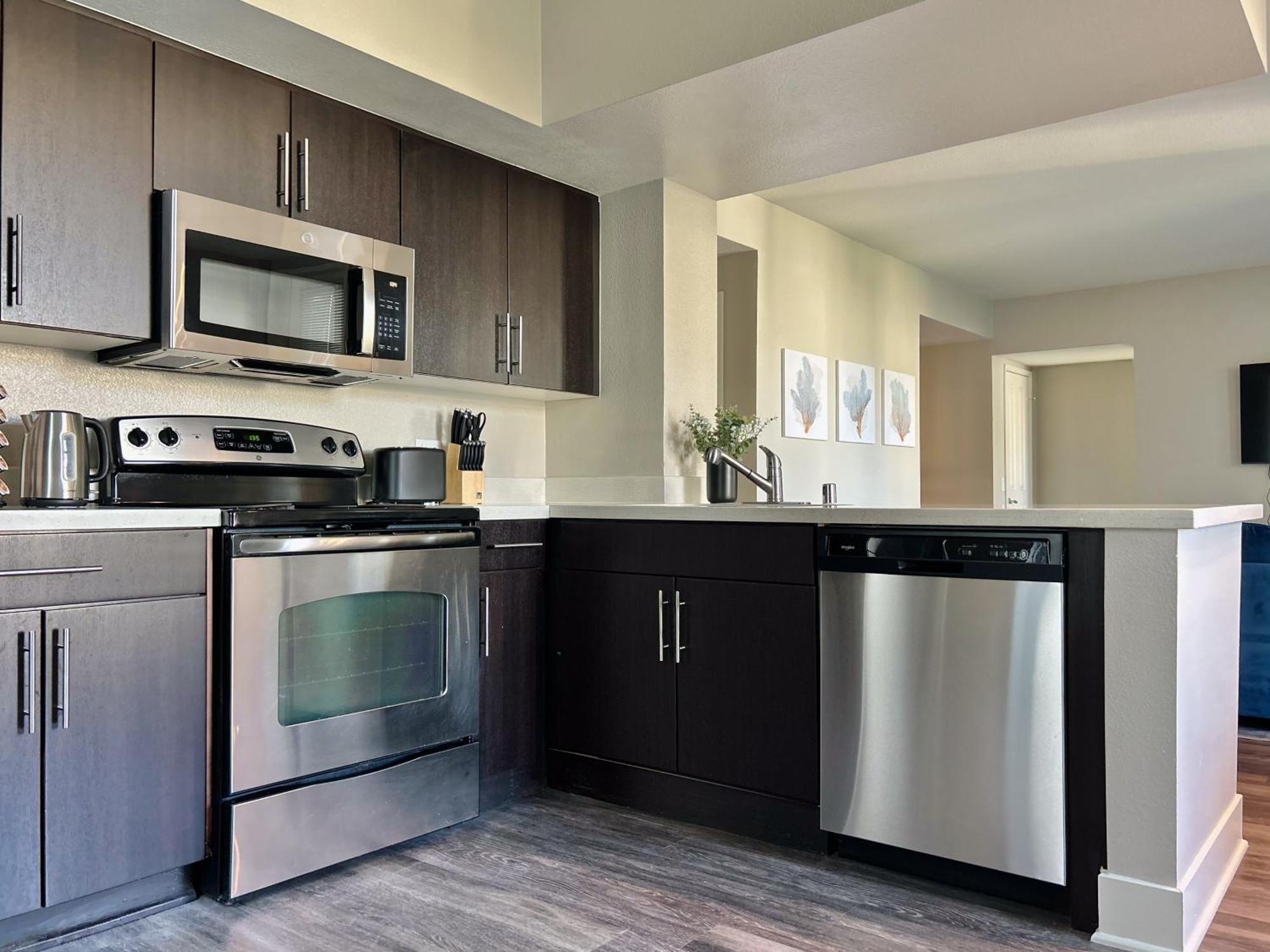 2Bd 2Ba Santa Monica Apartment With Relaxing Pool View Los Angeles Dış mekan fotoğraf